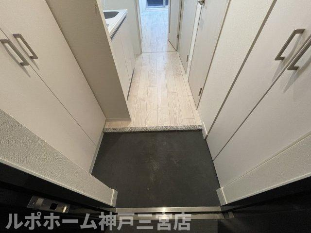 プレサンスKOBEアモーレの玄関