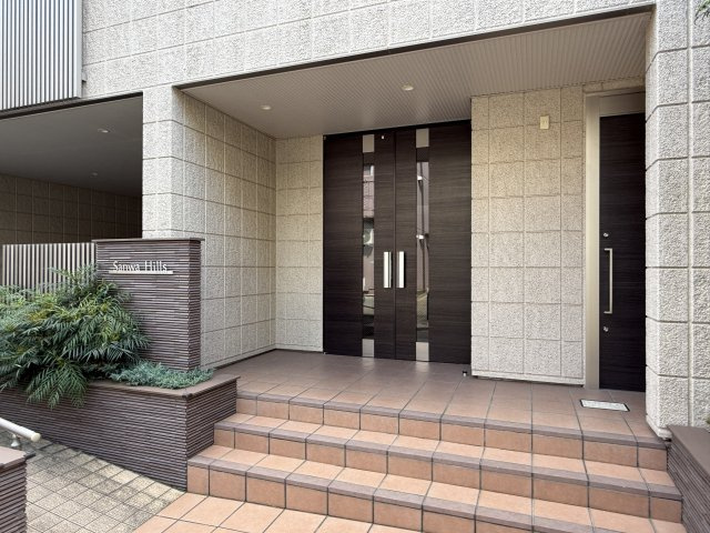 サンワヒルズのエントランス