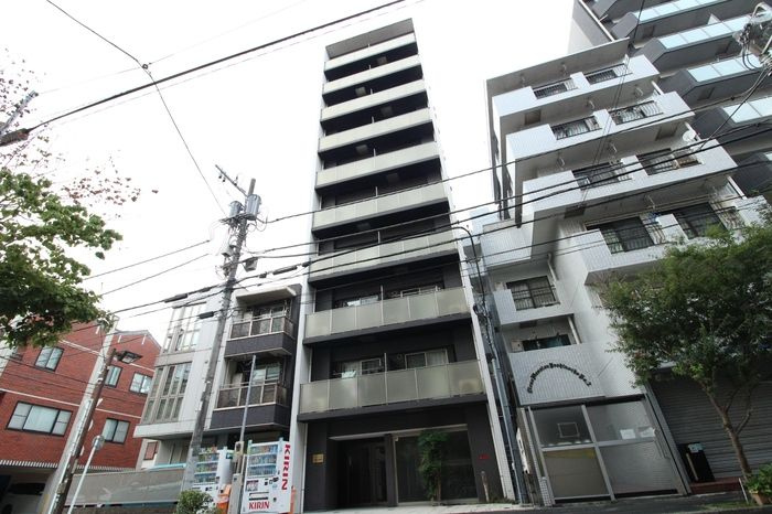UTステージ横浜吉野町の外観