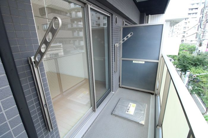 UTステージ横浜吉野町のバルコニー