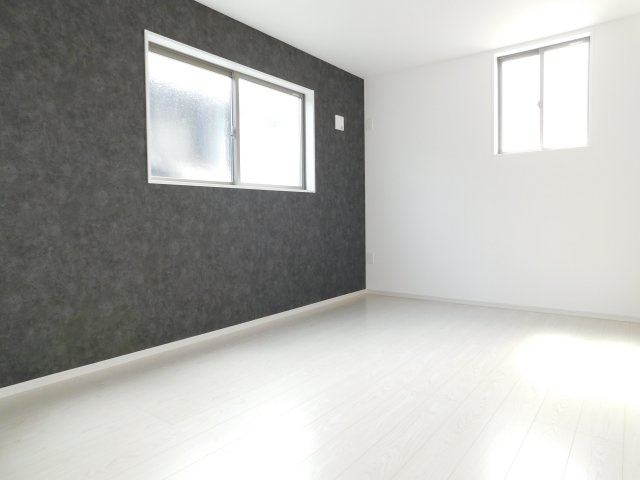 名古屋市緑区梅里２丁目の新築一戸建の洋室|◇洋室◇　　南面で明るい洋室７．２帖　収納完備！