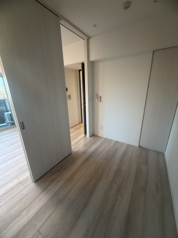 クレストコート北千住レジデンスの居間・リビング