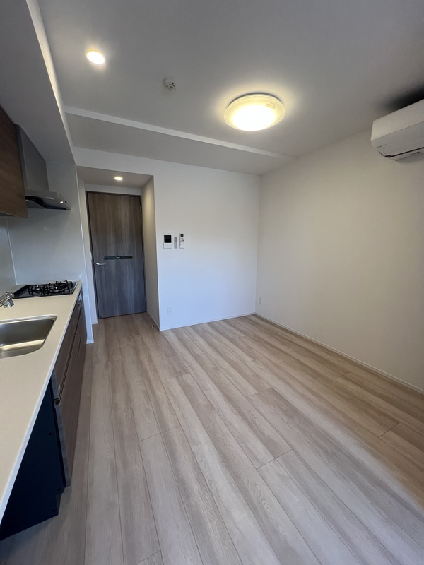 クレストコート北千住レジデンスの居間・リビング