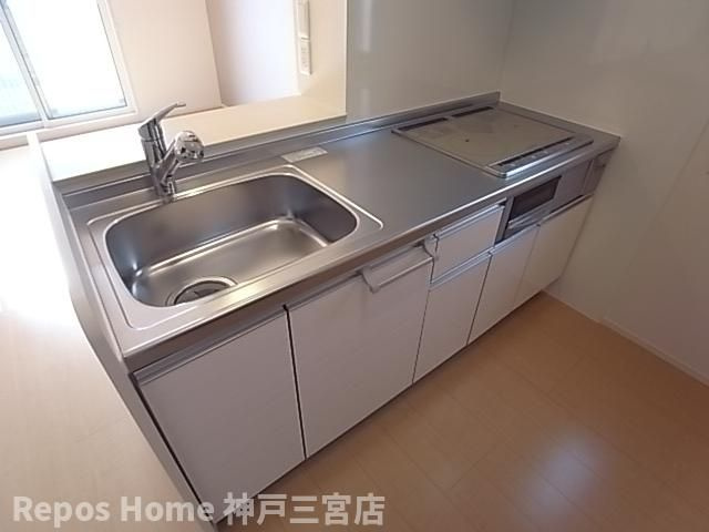 セジュール下山手通のキッチン