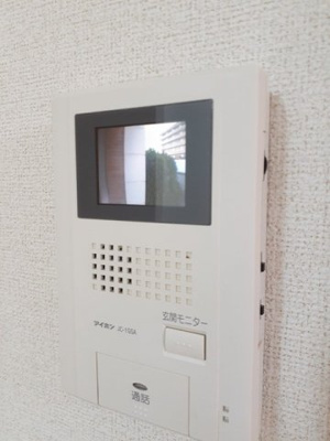 【セキュリティ】 | キートス | モニター付きインターホンです