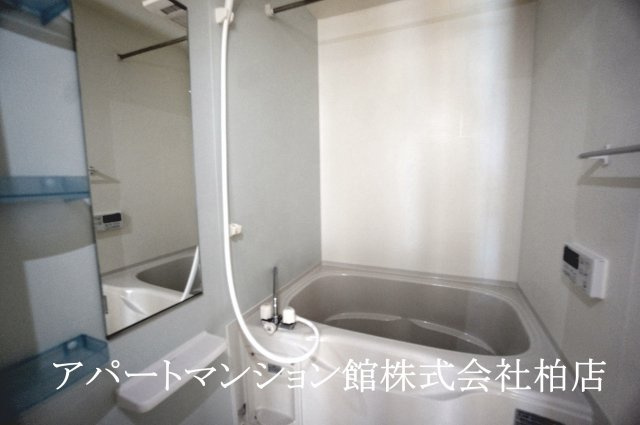 ラフィネの浴室|※別号室参考写真です ※現況優先