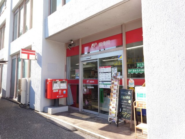 湯島ハイタウンＢ棟の周辺