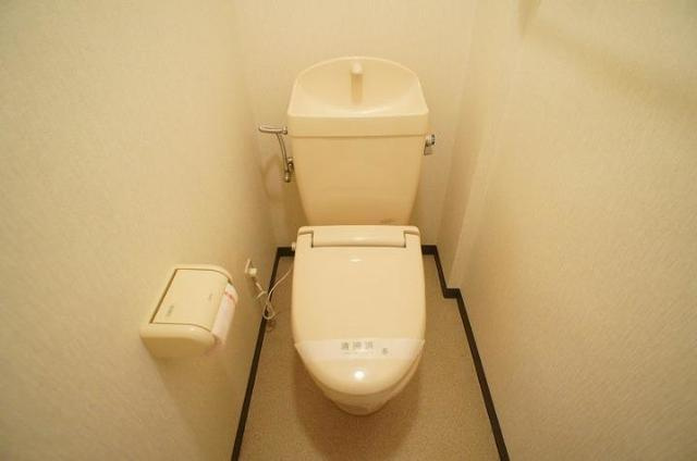 レクサスのトイレ