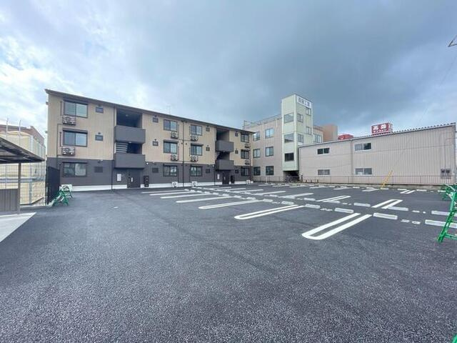 グリーングラスの駐車場|駐車場