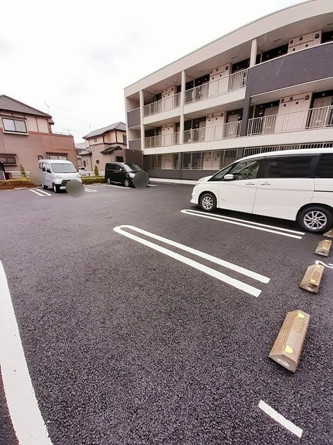 サウス　グレースマンションの駐車場