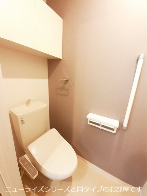 鳥羽町アパートのトイレ