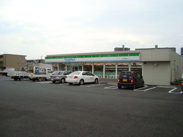 クレールふじみ野の周辺|ファミリーマートふじみ野苗間一丁目店まで679ｍ