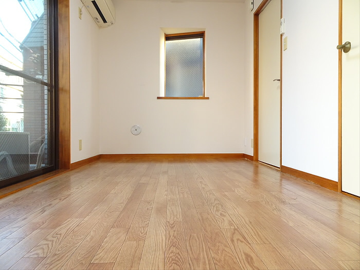 三和マンション3号館の居間・リビング