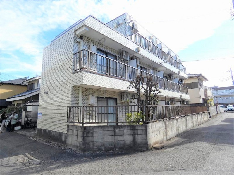 クリーンライトマンションの外観
