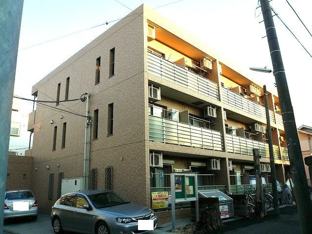 プリマヴェーラ大倉山の外観