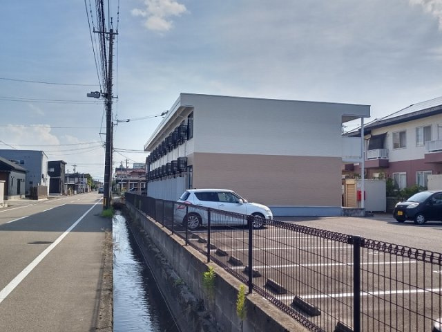 レオパレスいわせののその他