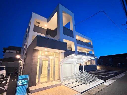 ニューコスモの外観|外観写真（夜）