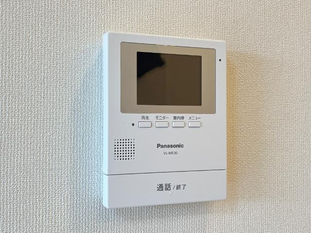 コンフォールの内装|カメラ付インターホン