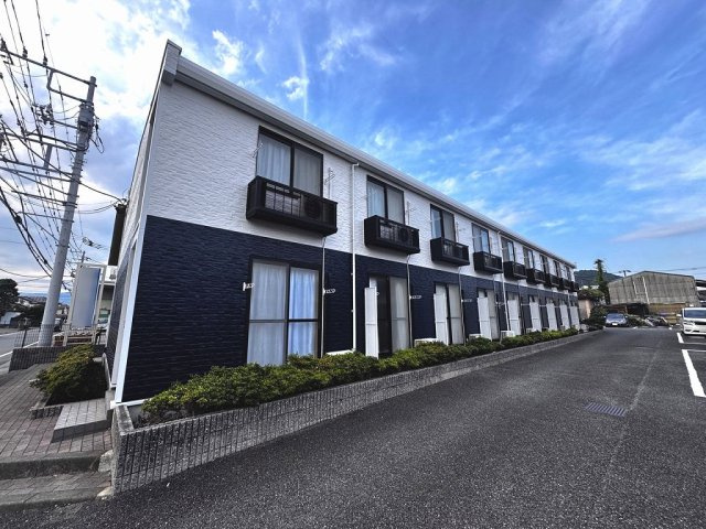 レオパレス西島ＥＡＳＴの外観