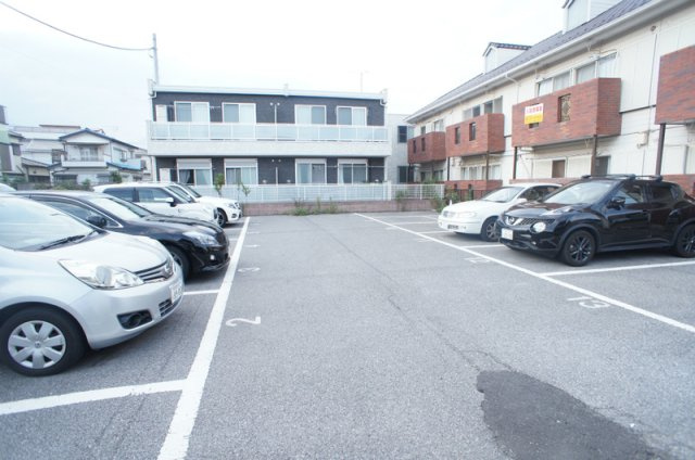 リブリ・桜が丘Ⅱの駐車場