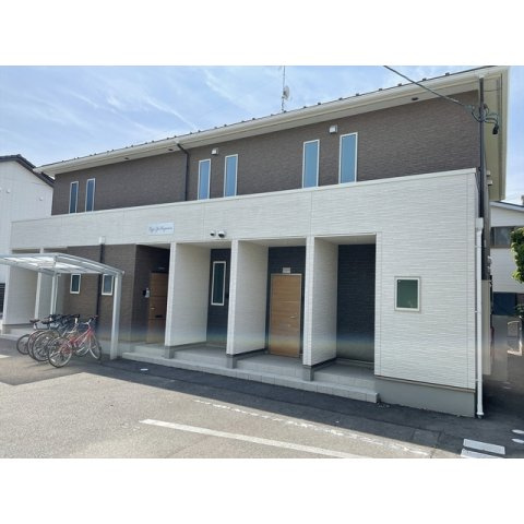 ロジェ　ヨシヤマの外観