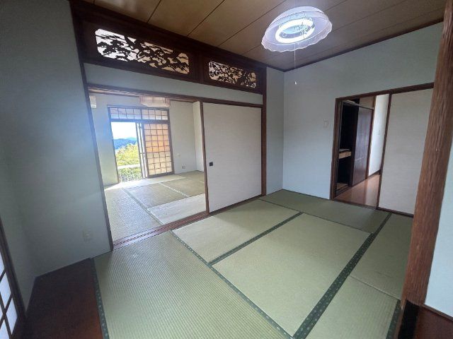 佐世保市赤崎町の一戸建ての居間・リビング