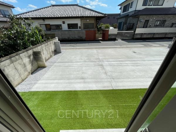 前橋市光が丘町B号棟のその他|リビングからの眺望です。