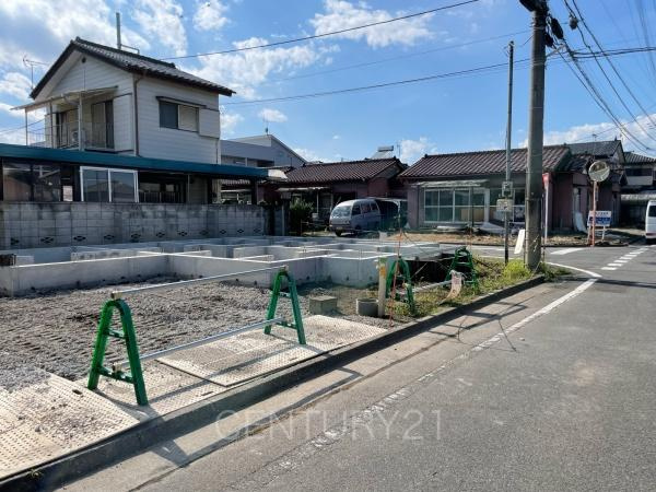前橋市山王町の前面道路含む現地写真