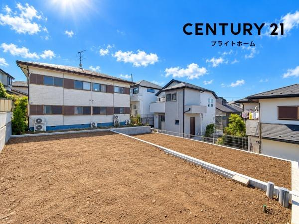 横浜市旭区中希望が丘の新築一戸建の前面道路含む現地写真|閑静な住宅街につき住環境良好です♪
お気軽にお問い合わせください。
