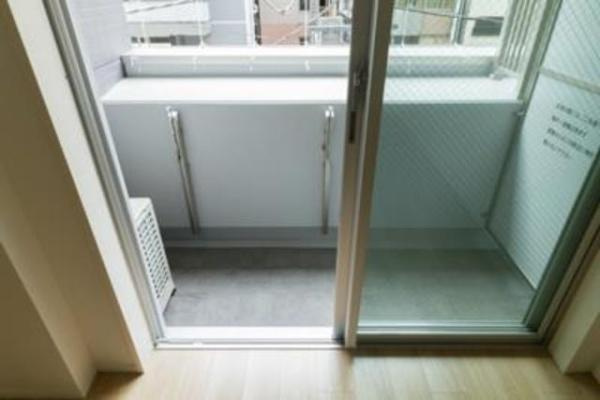【バルコニー】