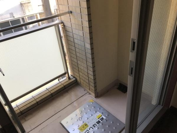 【バルコニー】
