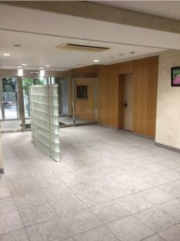 【エントランス】