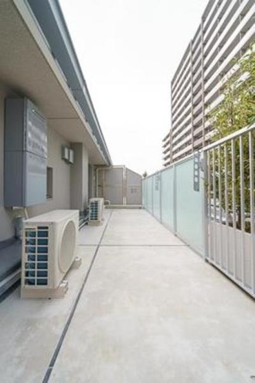 【バルコニー】