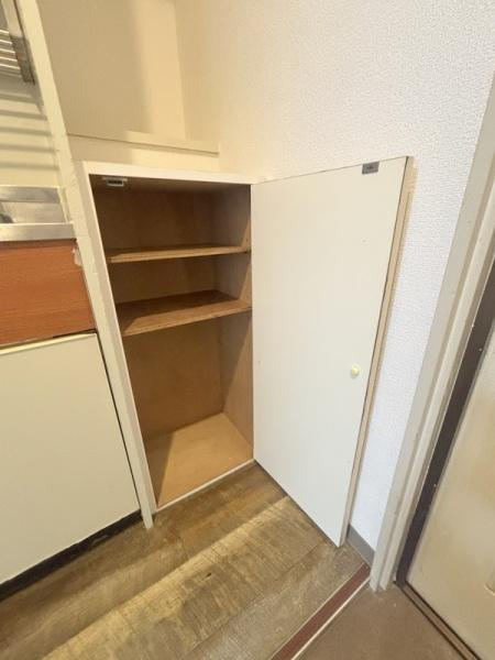 エスタイル天保山の玄関