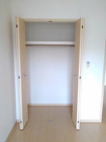 サンライズ向江の収納