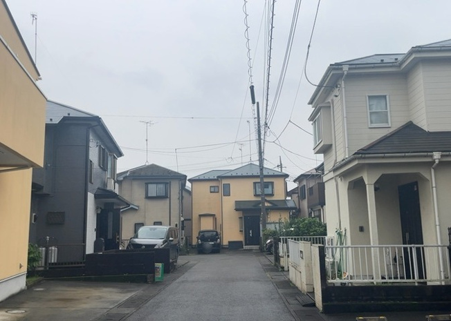 【展望】 | 下荻野中古戸建 | 眺望を気にして物件を探す場合、前面に建物が建っていないか現地で確認しましょう！前面に建物があると景色はもちろん、日当たりや風通しにも影響が出てきます。住んだ時のことを想像しながら現地見学をしましょう。