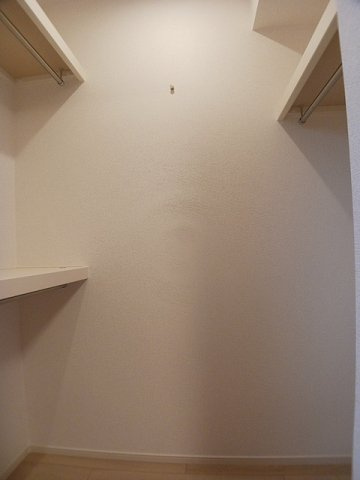 ヒカルサ新潟姥ケ山の収納