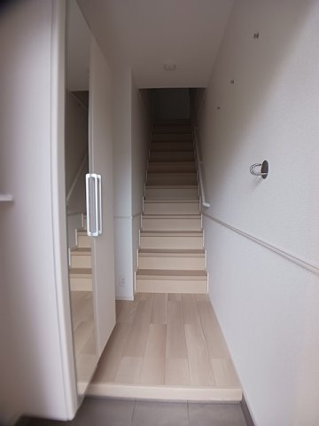 ヒカルサ新潟姥ケ山の玄関