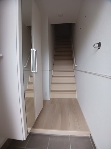 ヒカルサ新潟姥ケ山の玄関