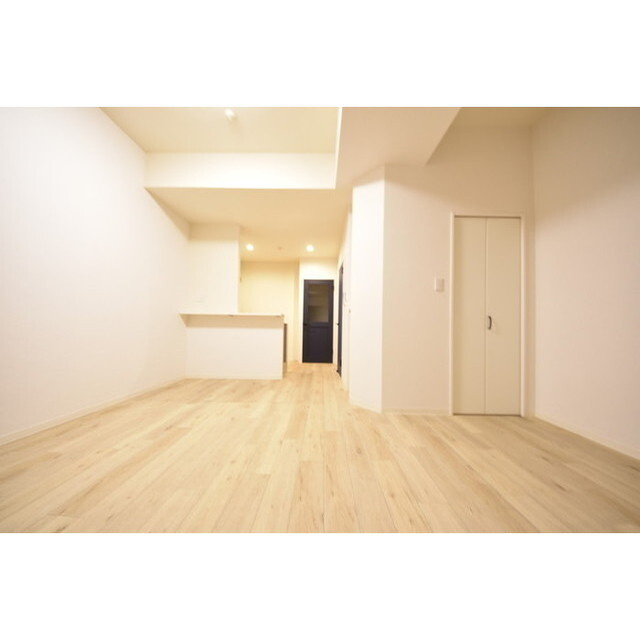 CRESCENT COURTの内装