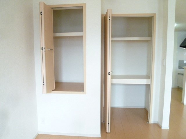 エストレーモの収納
