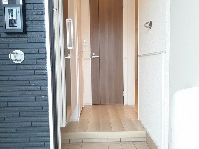 スプリング　ファインⅡの玄関