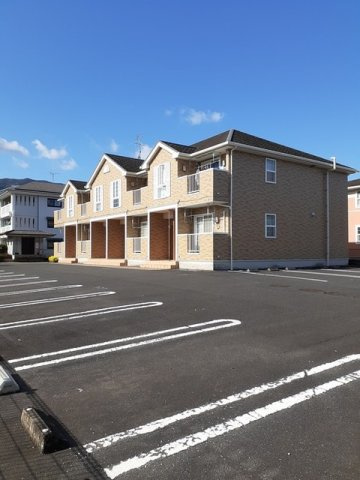 サングランデの駐車場