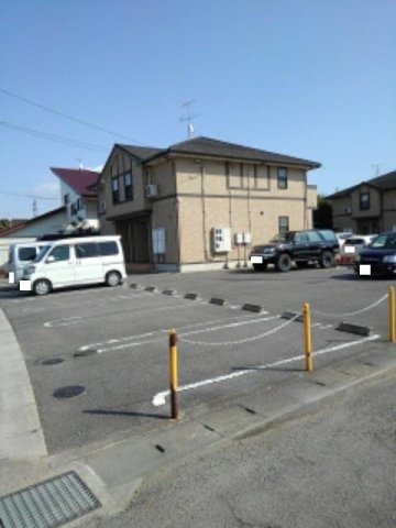 ジェルメ　Ａの駐車場