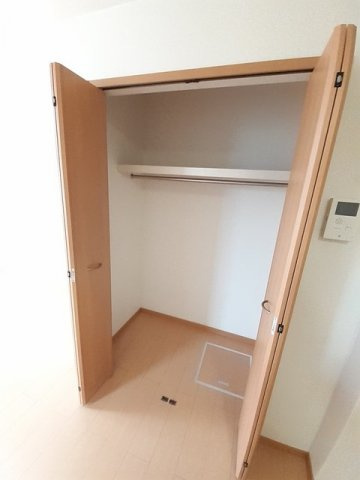 バリオンの収納