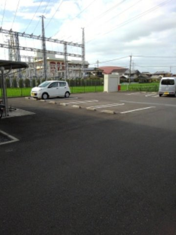 クラールハウスＡの駐車場