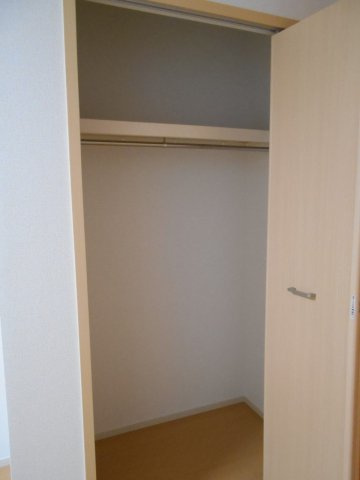 ジョビアル　コートの収納