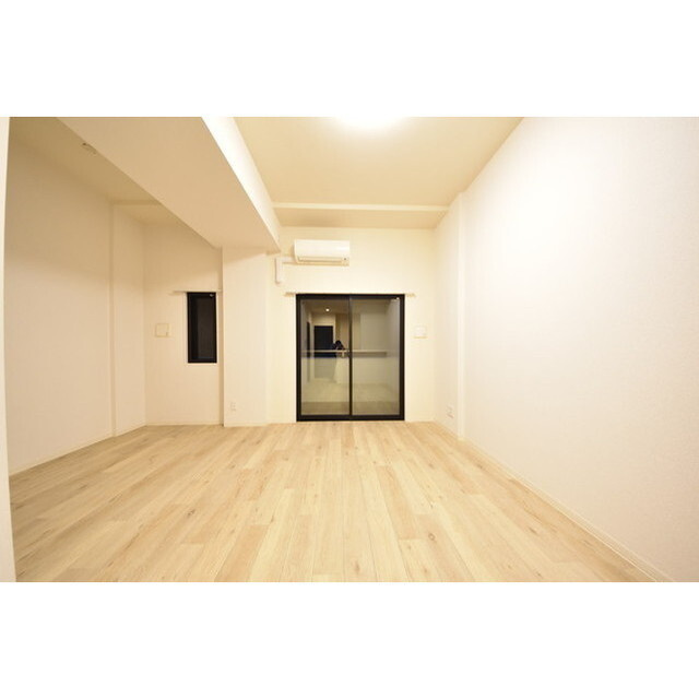 CRESCENT COURTの内装