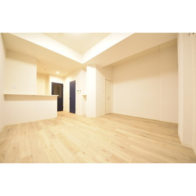 CRESCENT COURTの内装