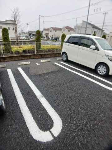 プロムナードの駐車場
